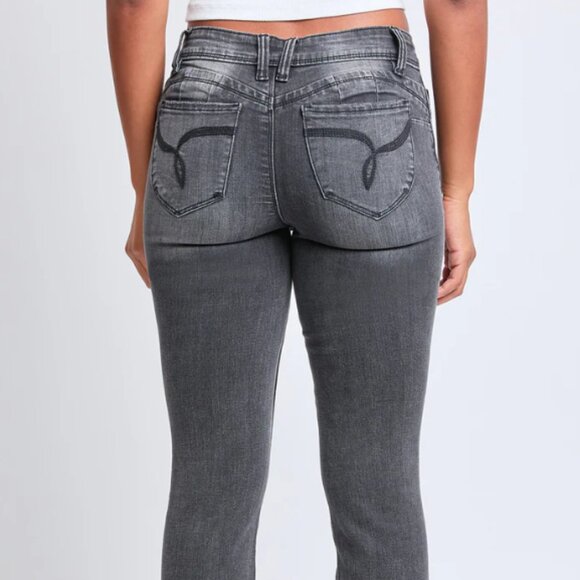 YMI Juniors Wannabettabutt jeans faded black NWT - Picture 4 of 4